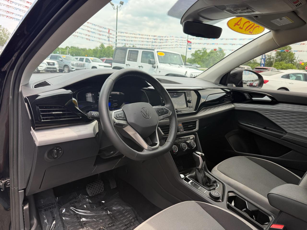 Volkswagen Taos S 4MOTION 2024