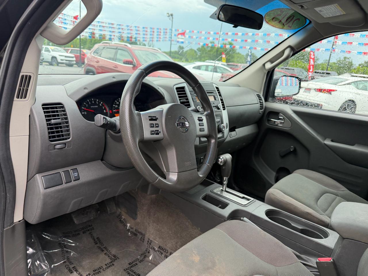 Nissan Frontier 2WD King Cab I4 Auto S 2015