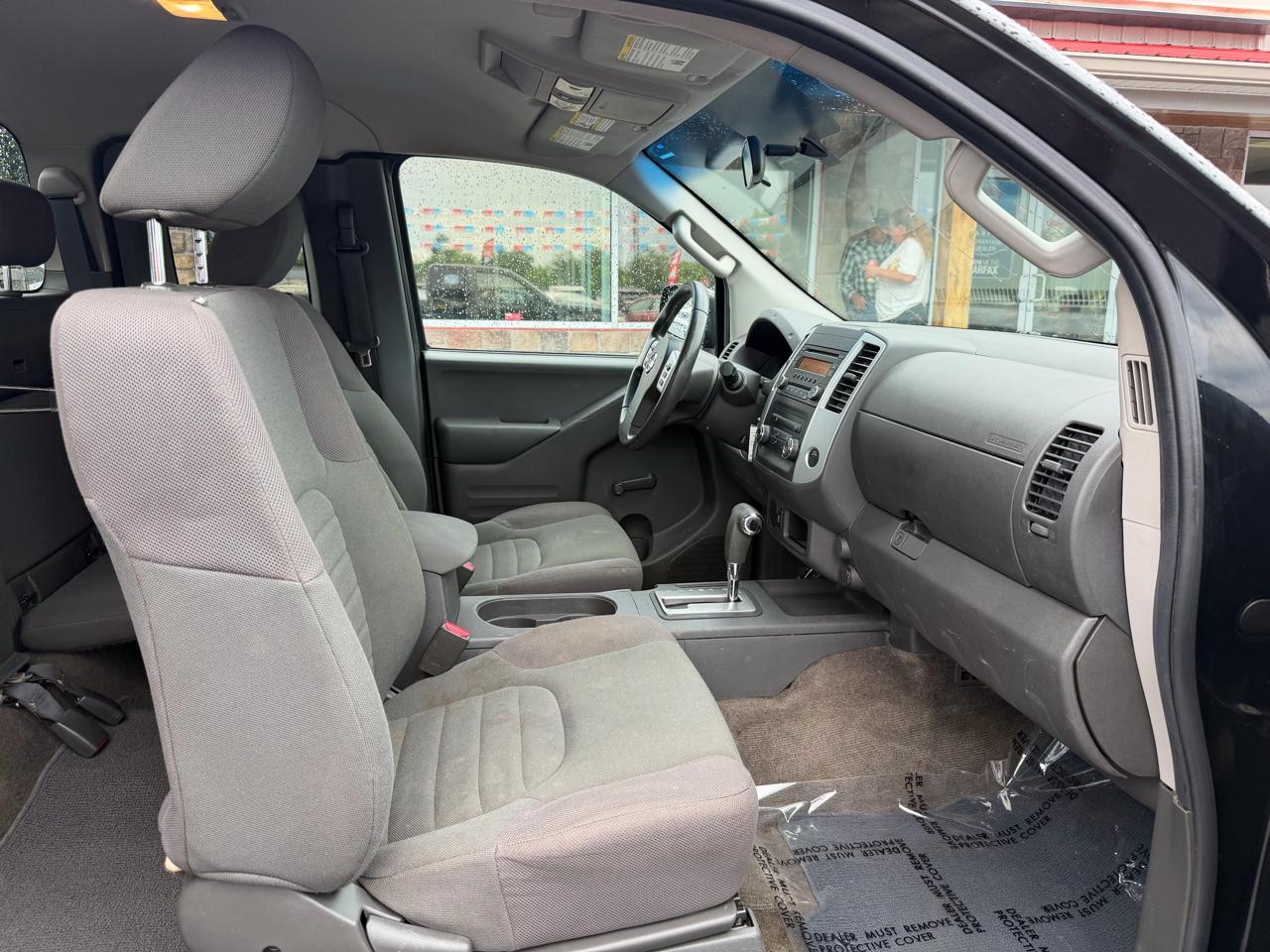 Nissan Frontier 2WD King Cab I4 Auto S 2015
