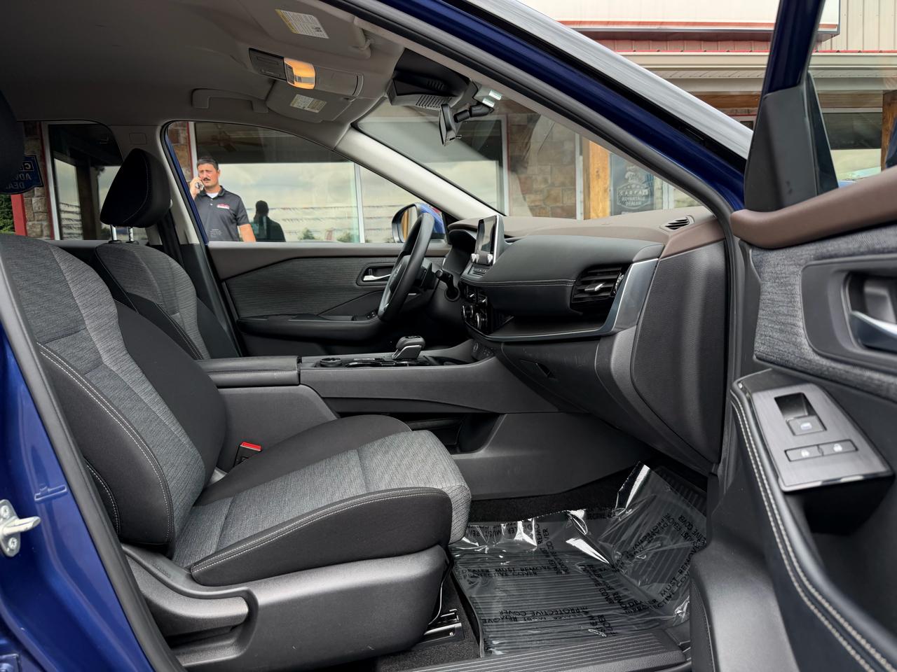 Nissan Rogue AWD SV 2021
