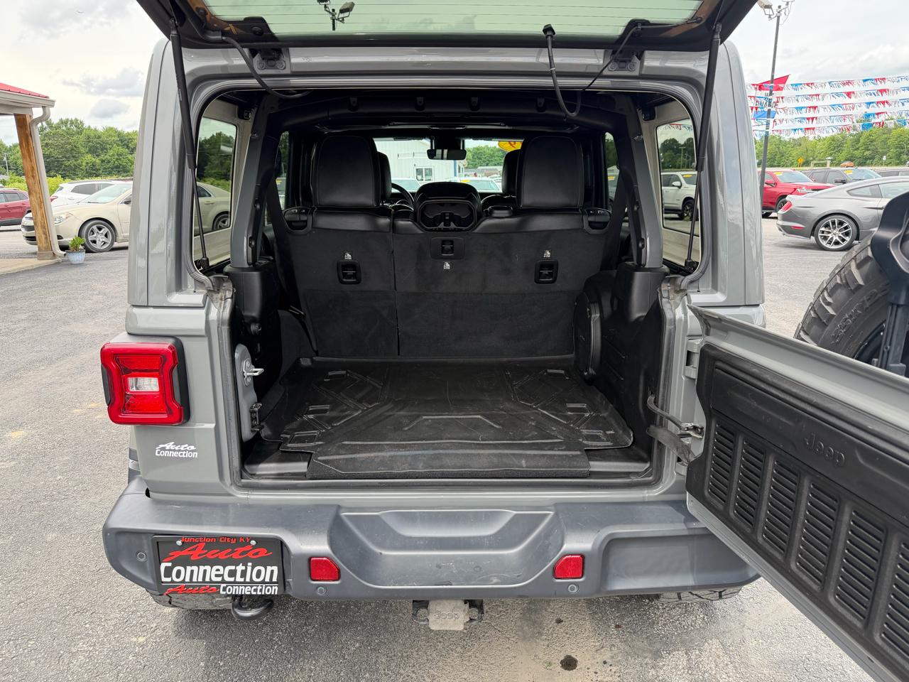 Jeep Wrangler Unlimited Sahara 4x4 2019