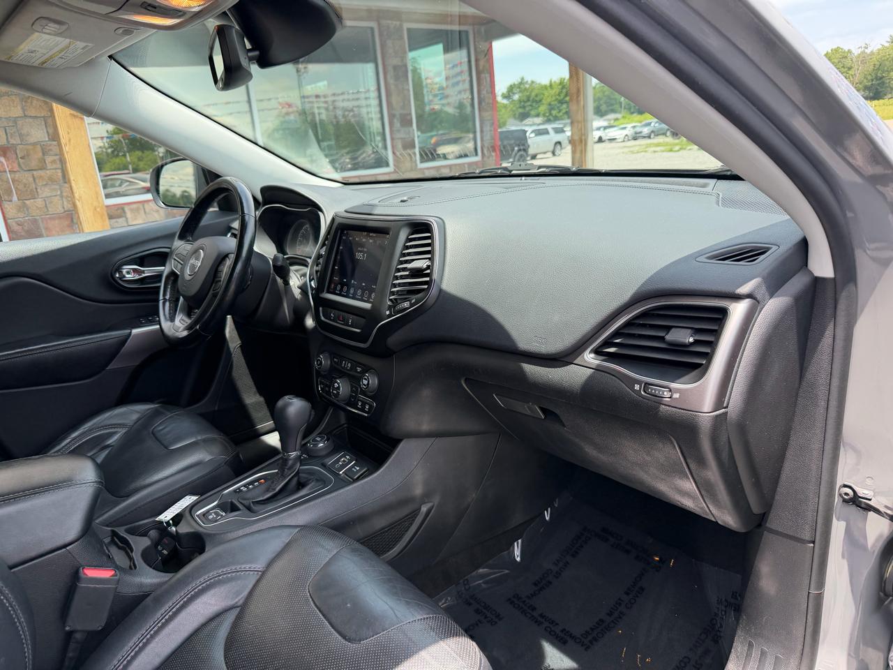 Jeep Cherokee Latitude Lux 4x4 2021