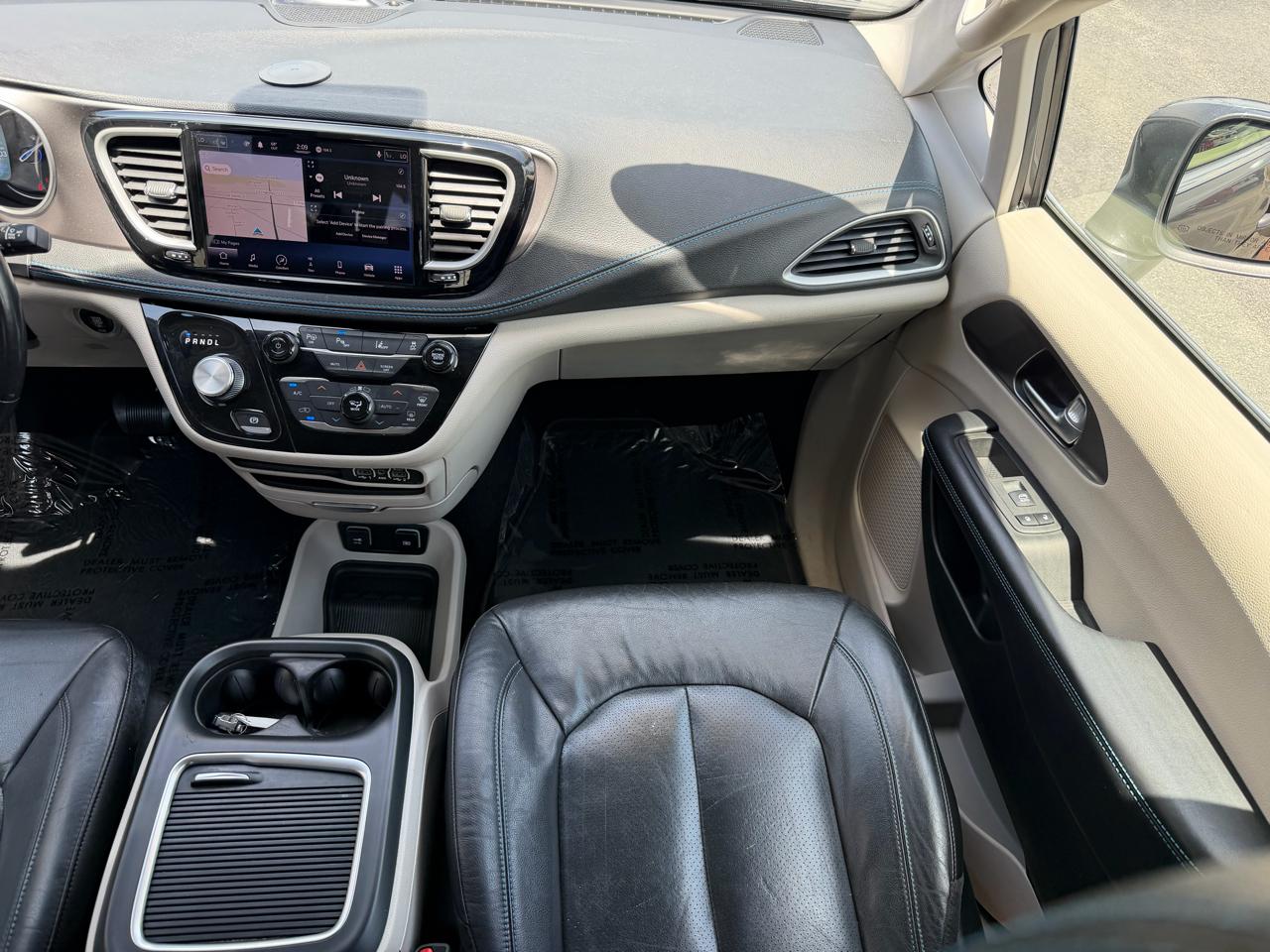 Chrysler Pacifica Hybrid Touring L FWD 2021