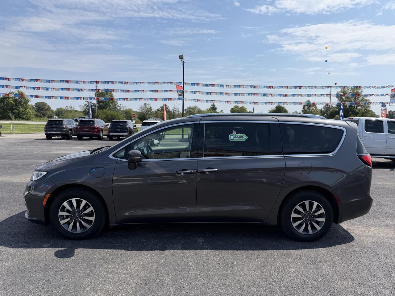Chrysler Pacifica Hybrid Touring L FWD 2021