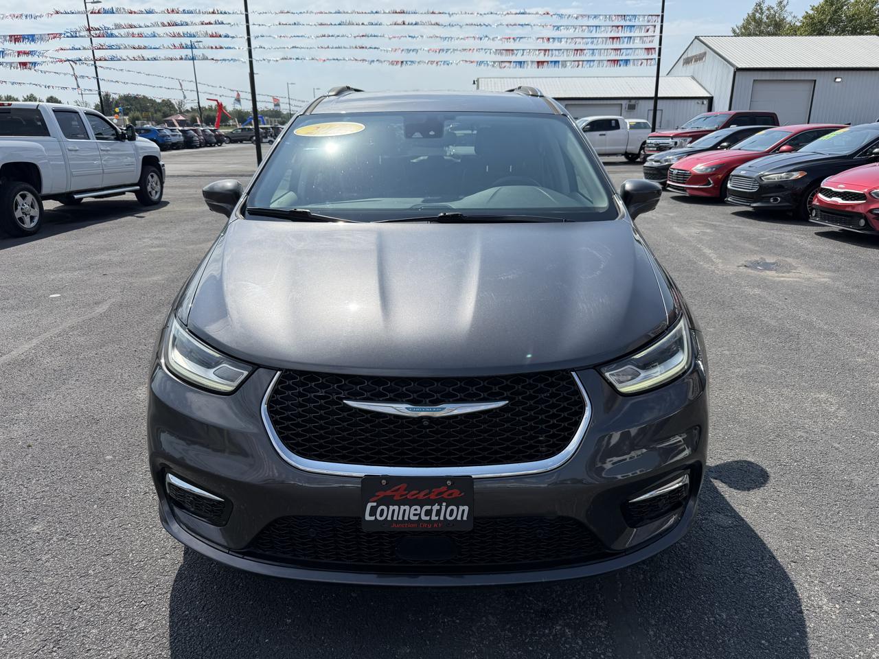 Chrysler Pacifica Hybrid Touring L FWD 2021