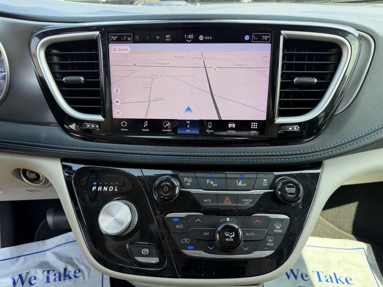 Chrysler Pacifica Hybrid Touring L FWD 2021