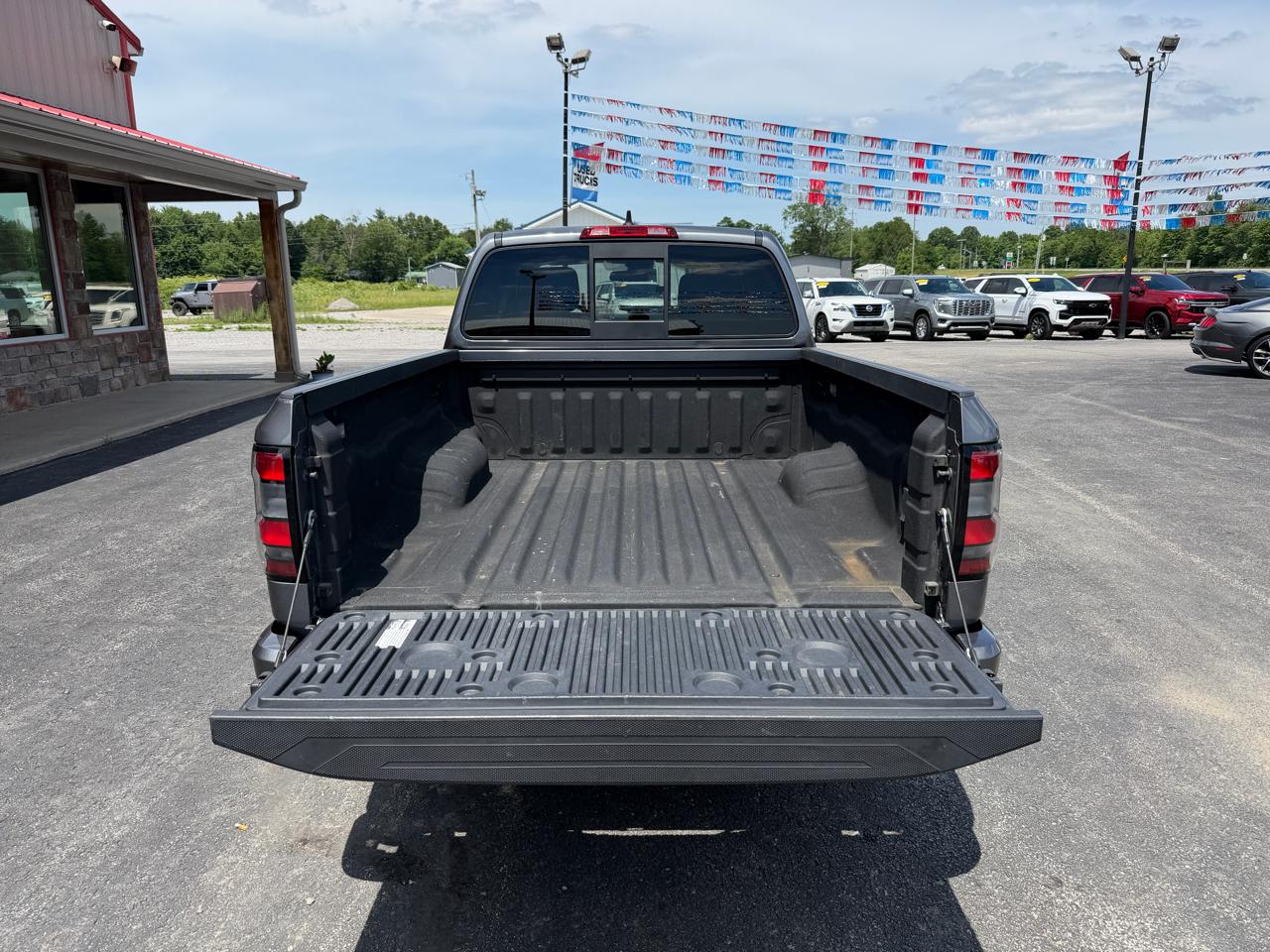 Nissan Frontier Crew Cab 4x4 SV Auto Long Bed 2022