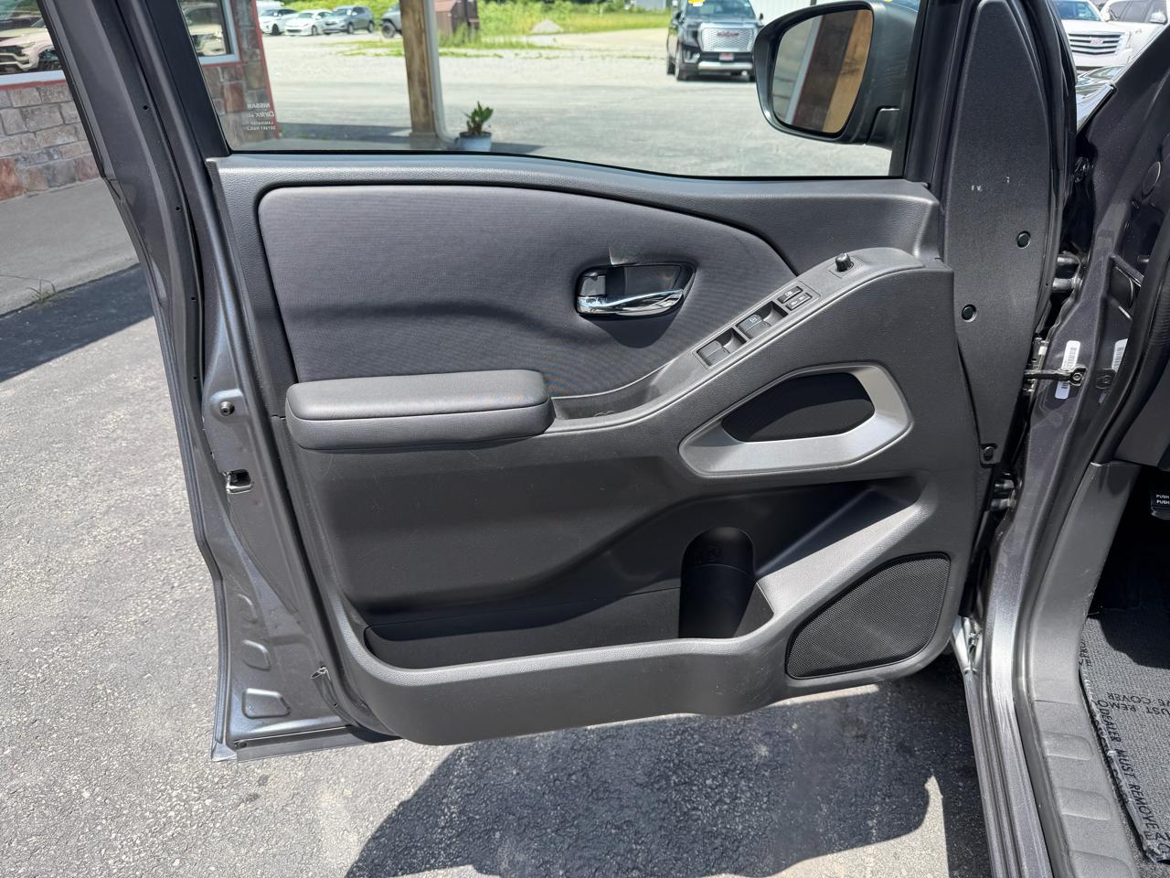 Nissan Frontier Crew Cab 4x4 SV Auto Long Bed 2022