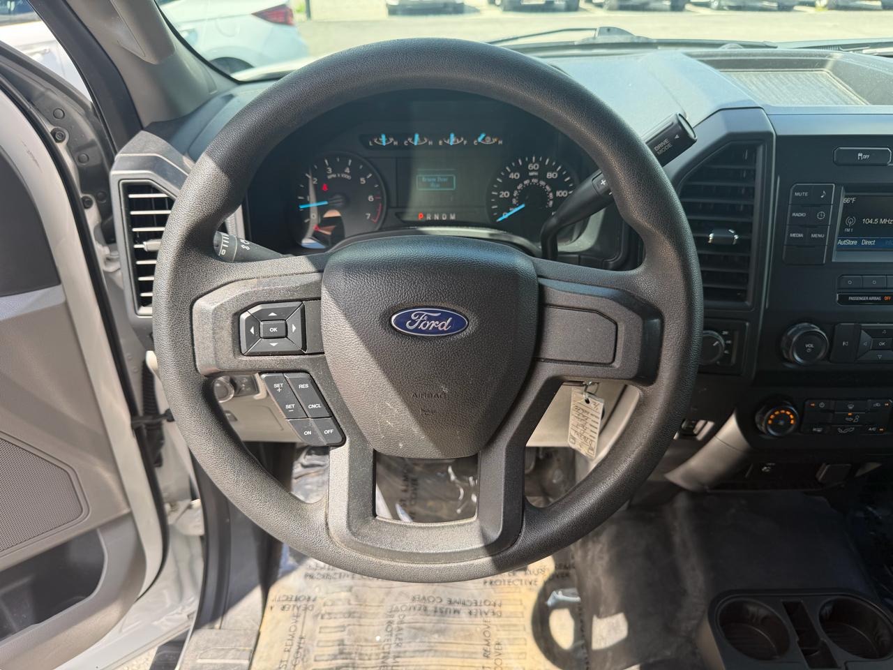 Ford F-150 4WD Reg Cab 126" XL 2019