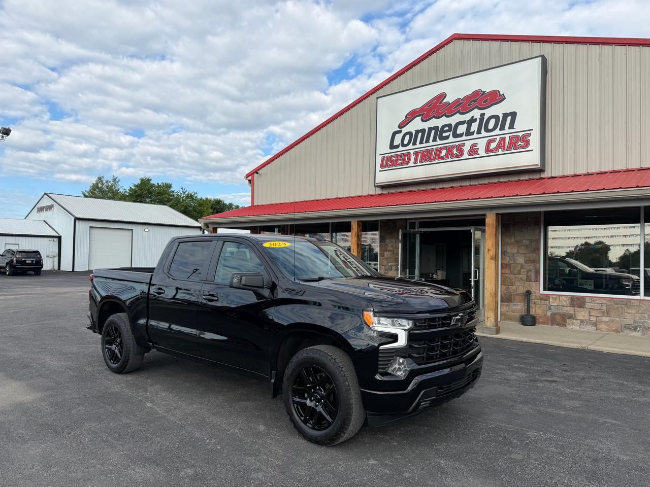 2023 Chevrolet Silverado 1500 4WD Crew Cab 147" RST