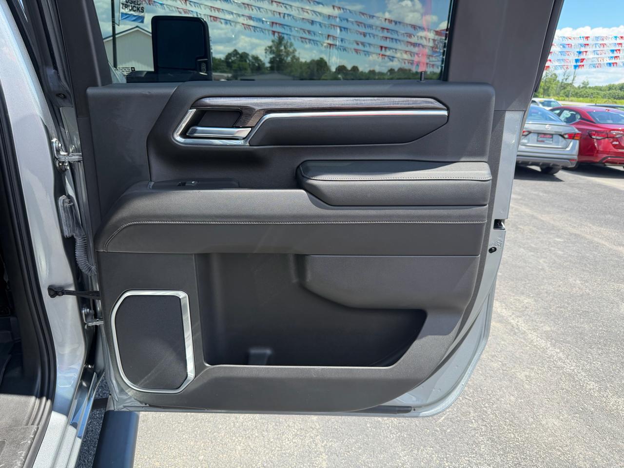Chevrolet Silverado 2500HD 4WD Crew Cab 159" LTZ 2024
