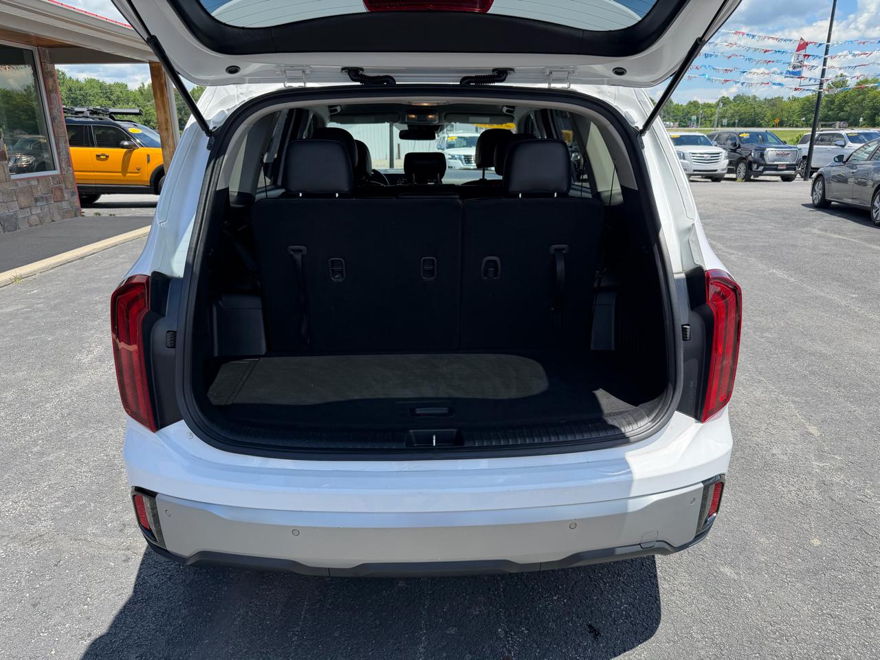 Kia Telluride LX FWD 2023