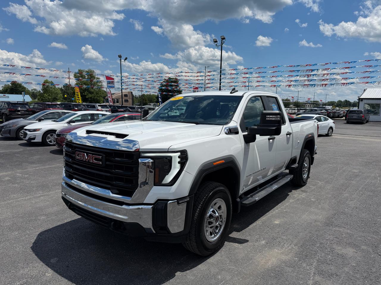 GMC Sierra 2500HD 4WD Double Cab 149" Pro 2024
