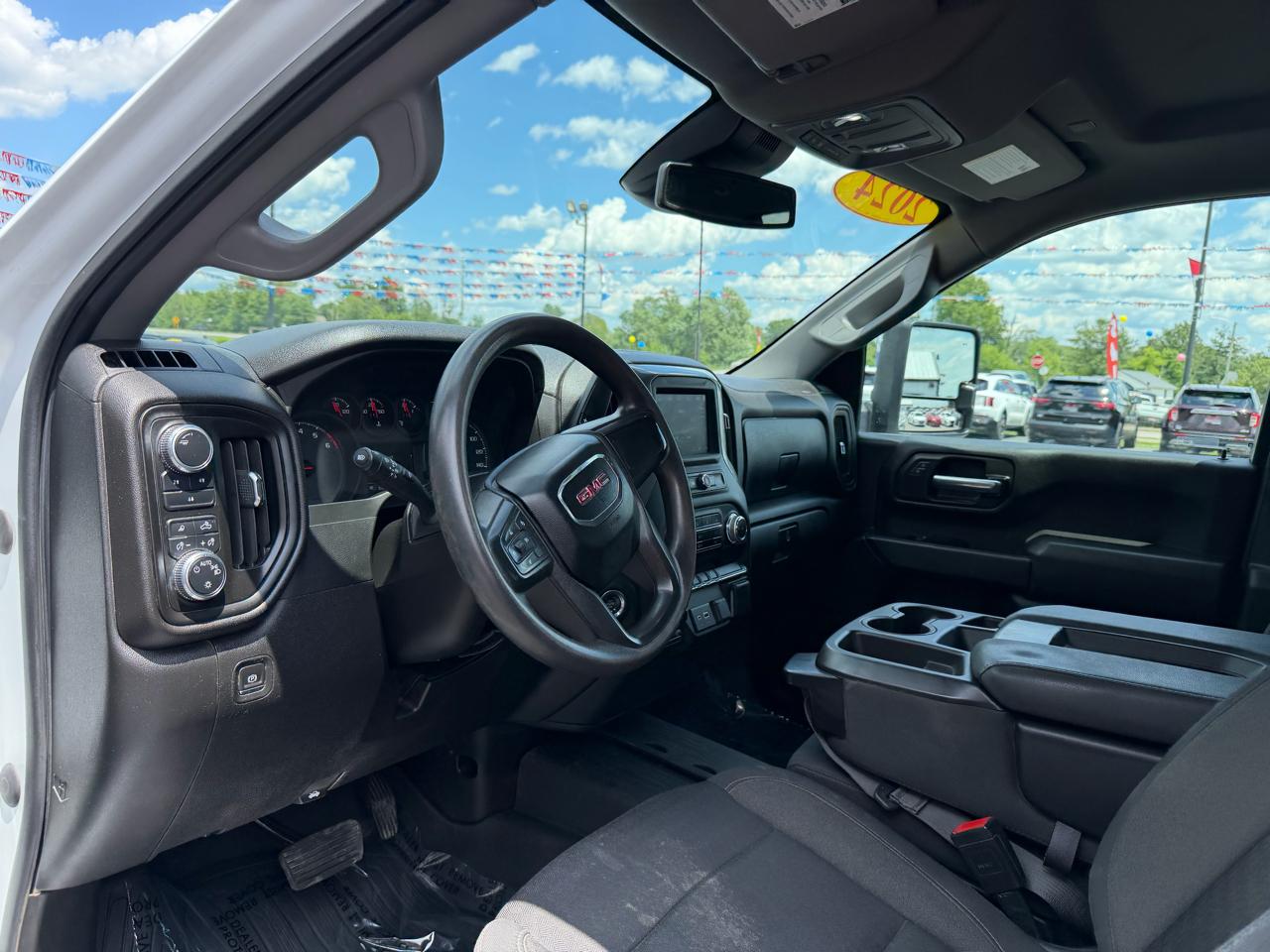 GMC Sierra 2500HD 4WD Double Cab 149" Pro 2024