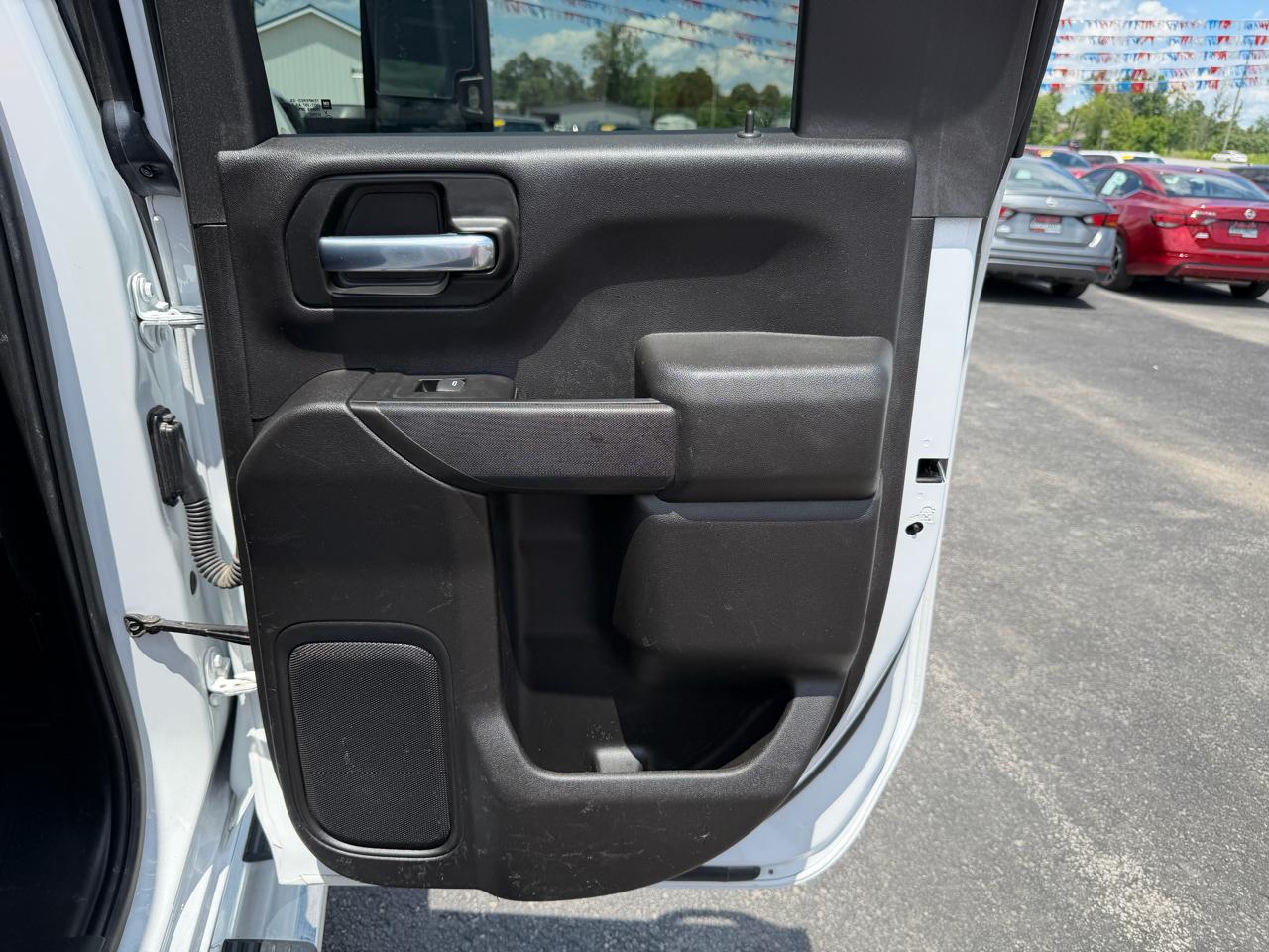 GMC Sierra 2500HD 4WD Double Cab 149" Pro 2024
