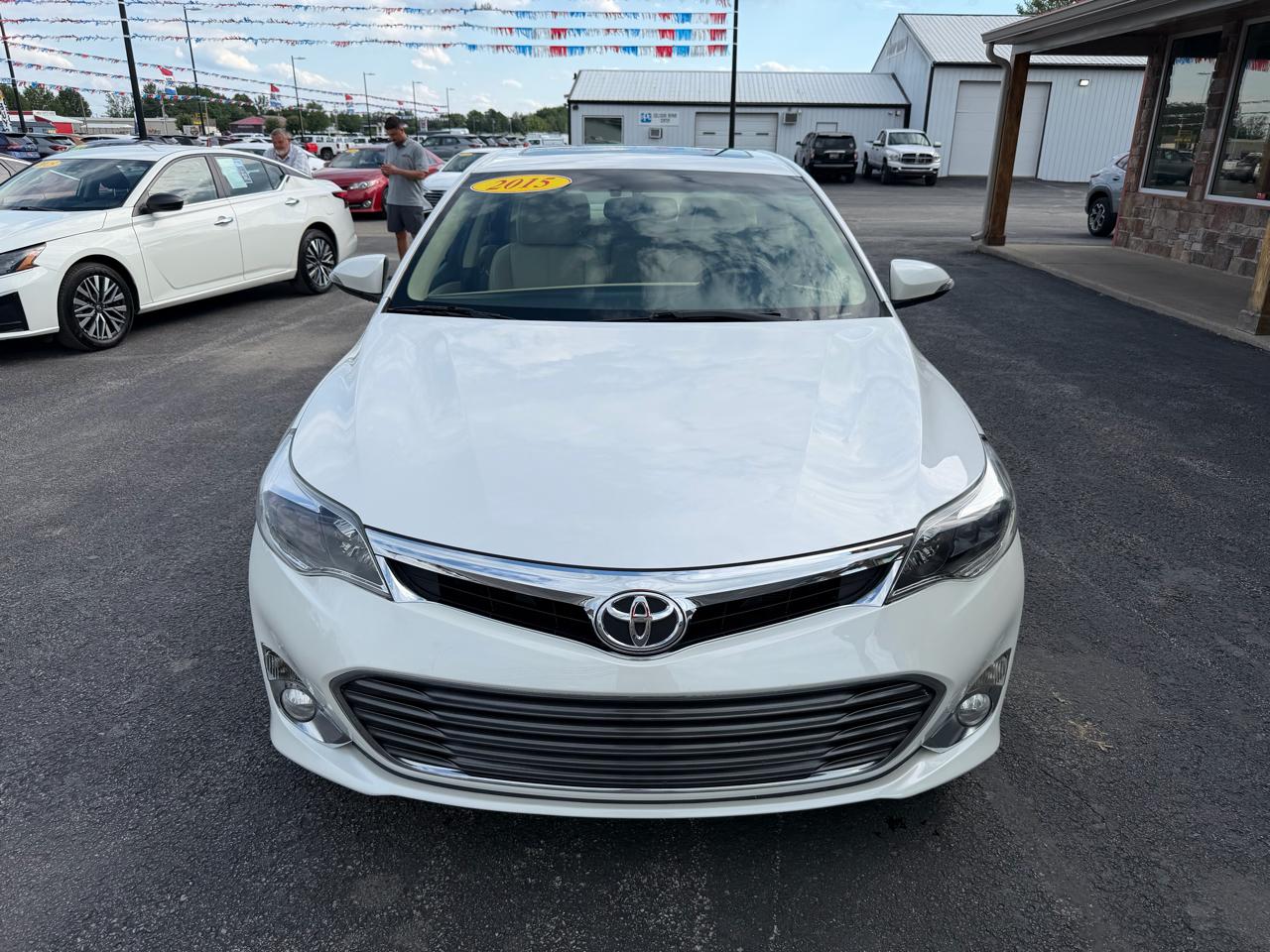 Toyota Avalon 4dr Sdn XLE Touring (Natl) 2015