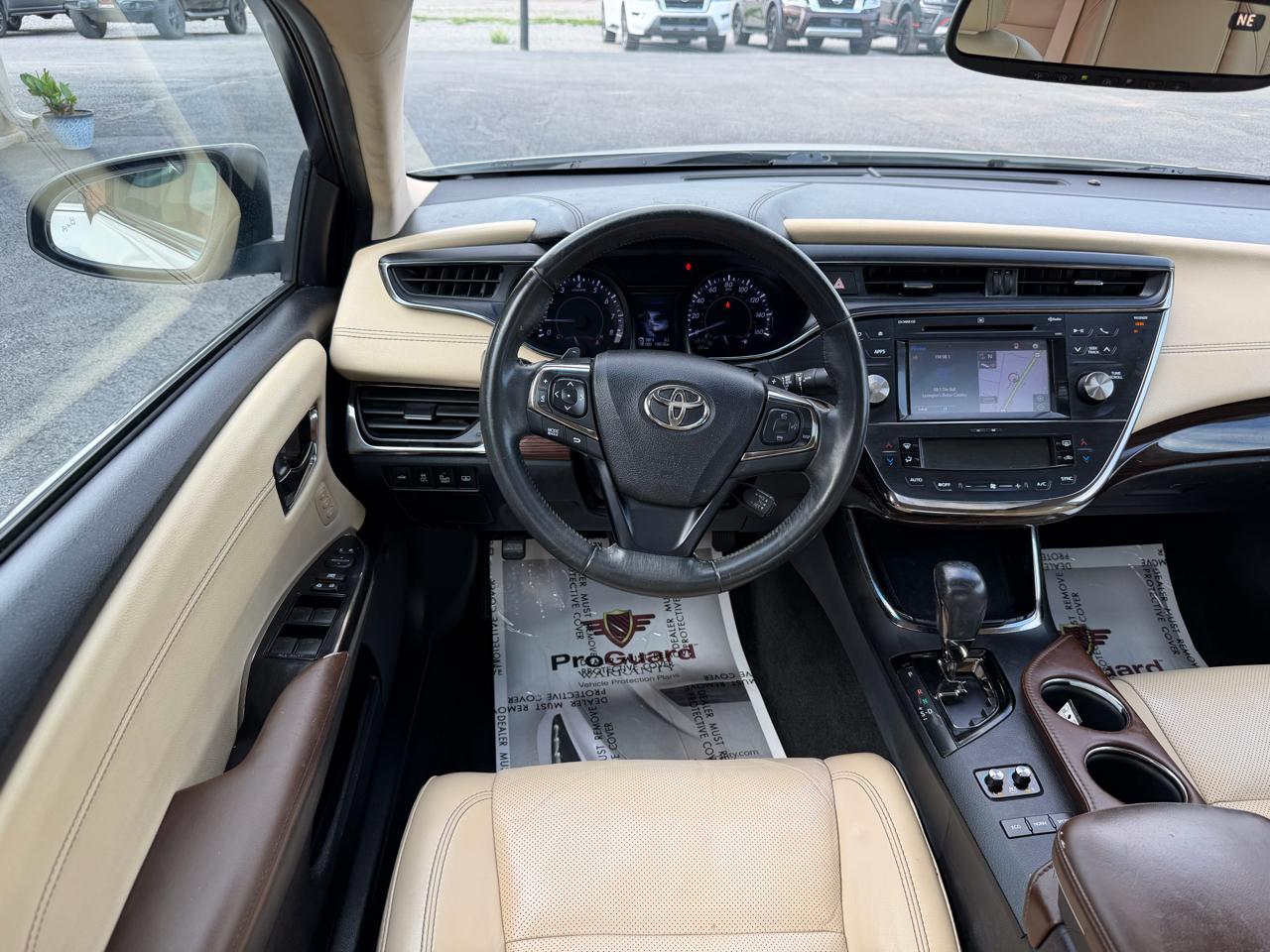 Toyota Avalon 4dr Sdn XLE Touring (Natl) 2015