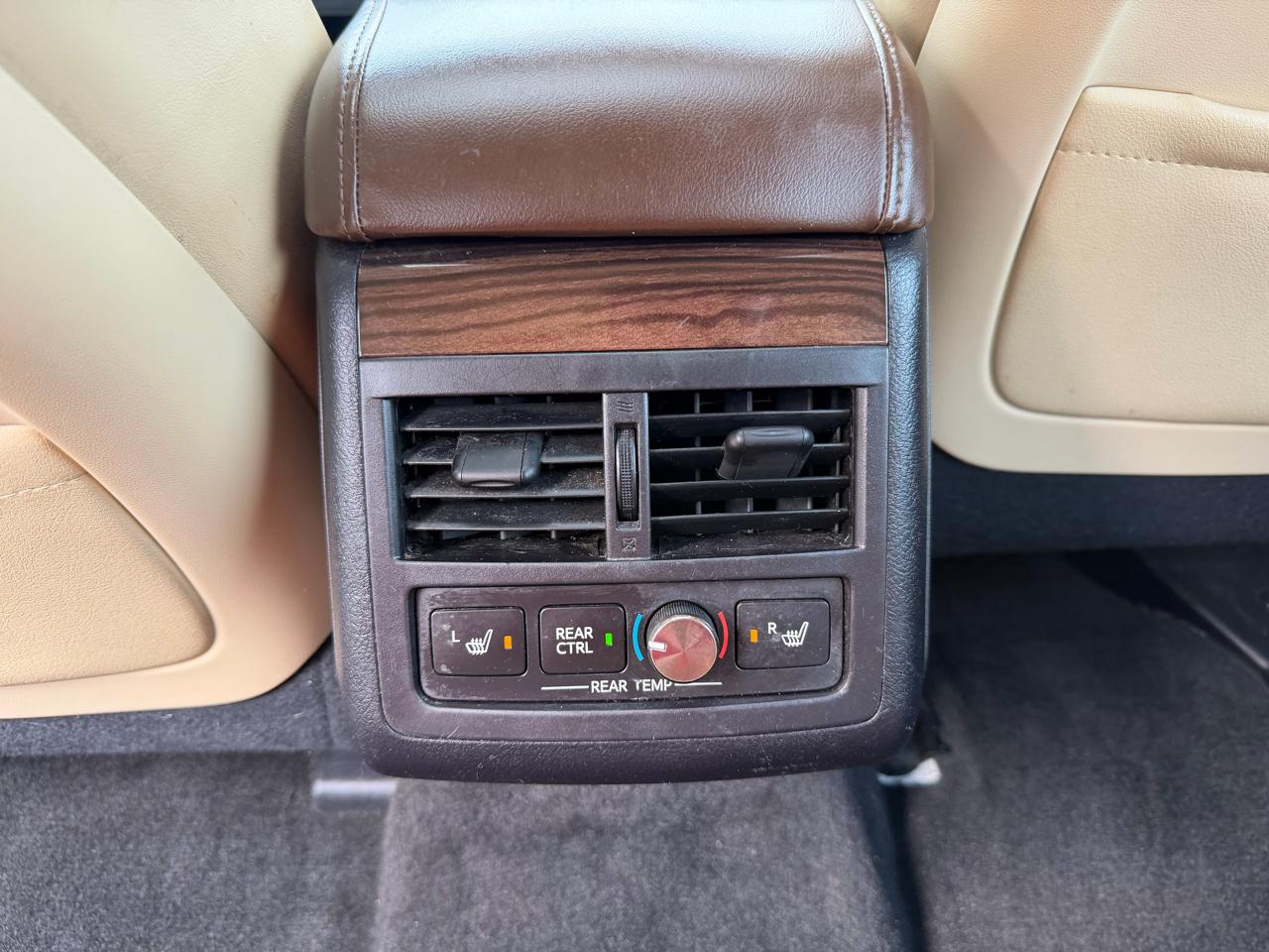 Toyota Avalon 4dr Sdn XLE Touring (Natl) 2015