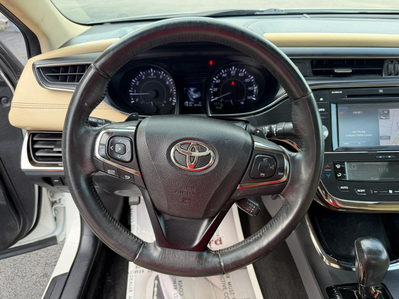 Toyota Avalon 4dr Sdn XLE Touring (Natl) 2015