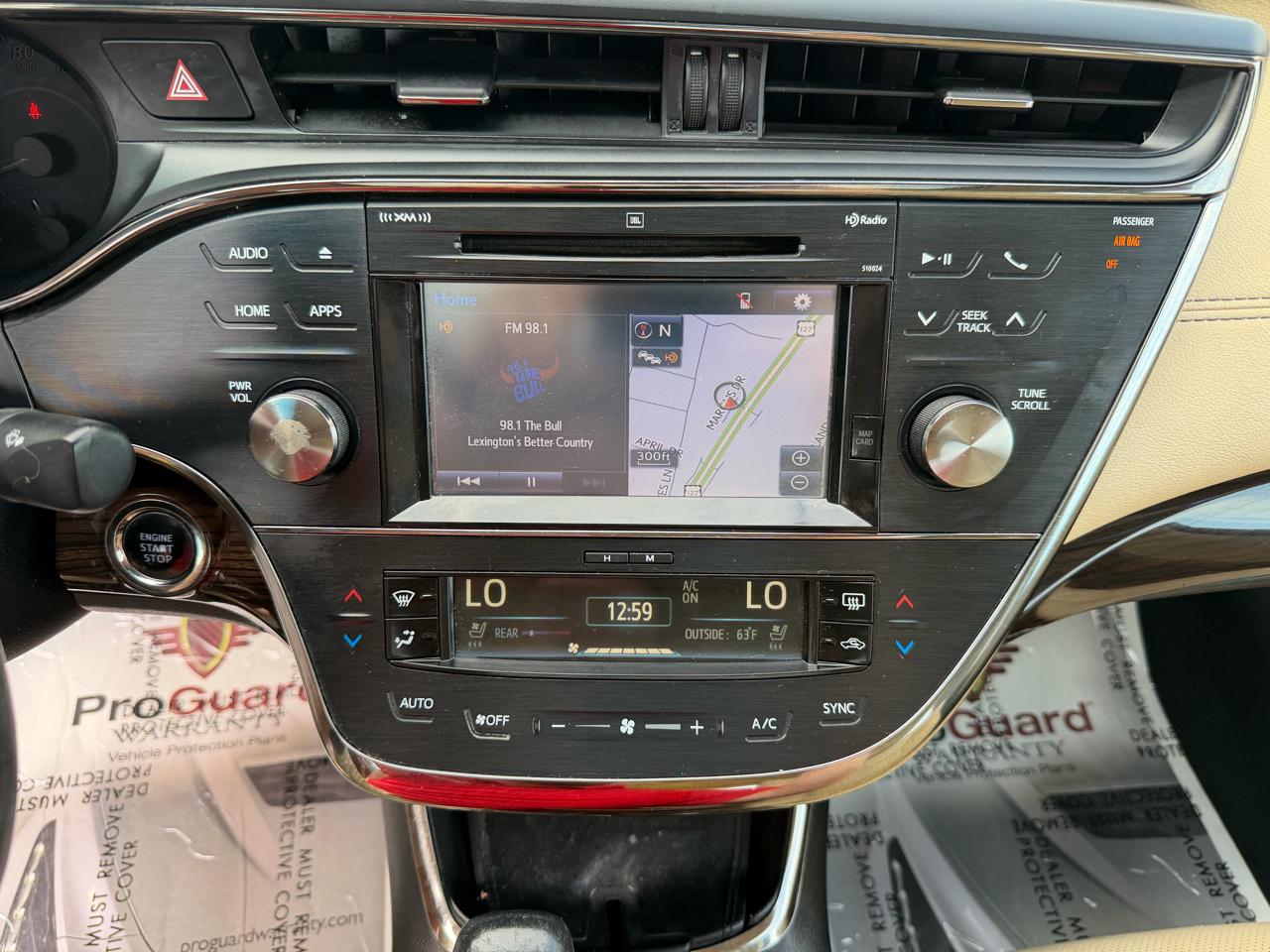 Toyota Avalon 4dr Sdn XLE Touring (Natl) 2015
