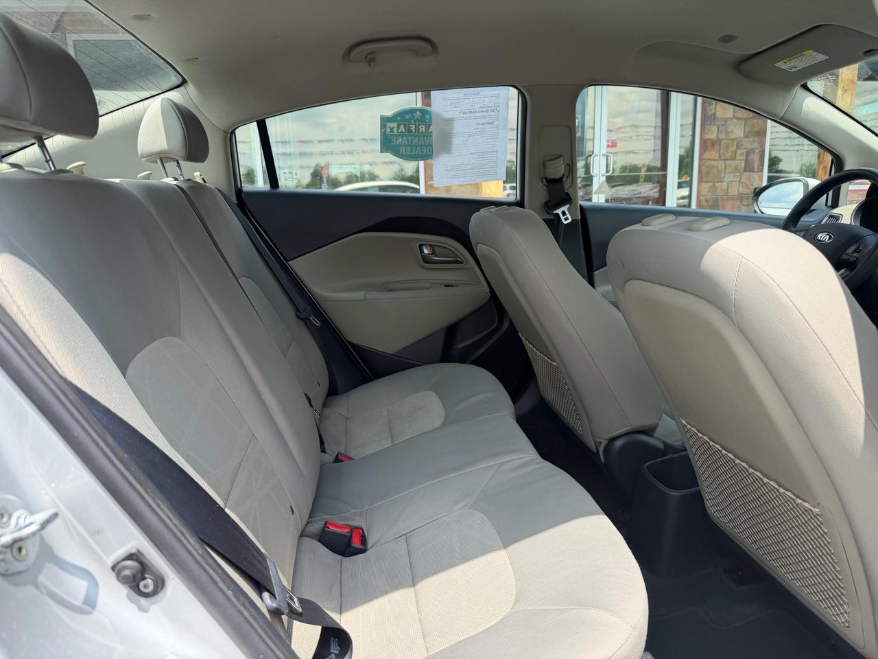 Kia Rio 4dr Sdn Auto LX 2016