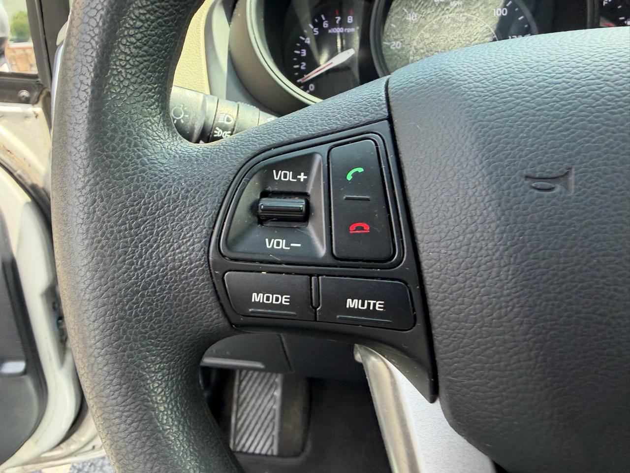 Kia Rio 4dr Sdn Auto LX 2016