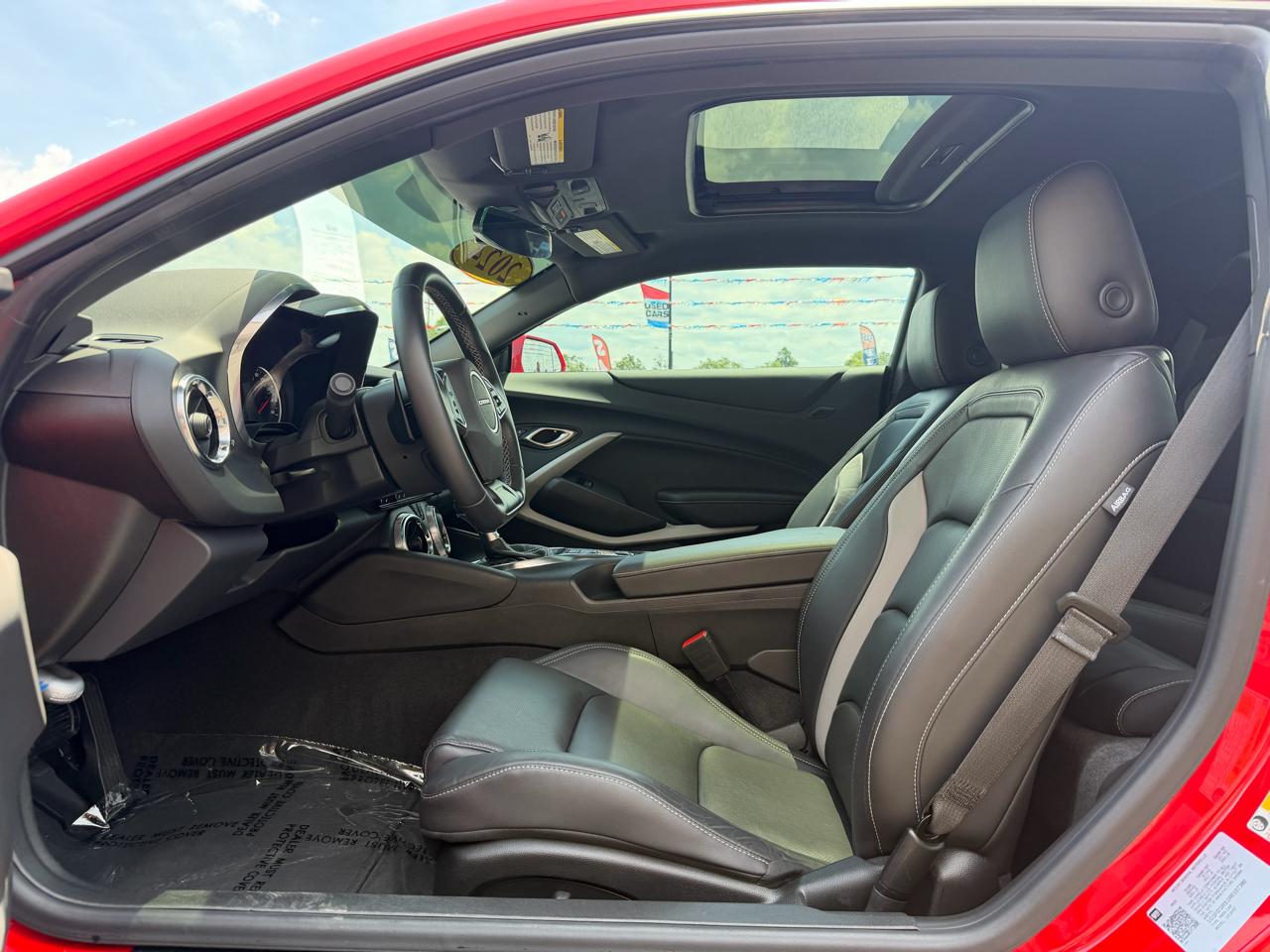 Chevrolet Camaro 2dr Cpe 2LT 2024