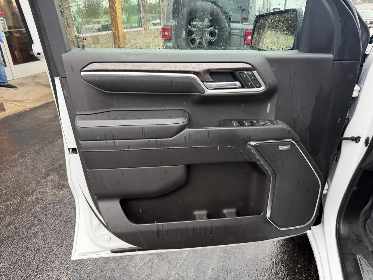 Chevrolet Silverado 1500 4WD Crew Cab 147" LTZ 2022