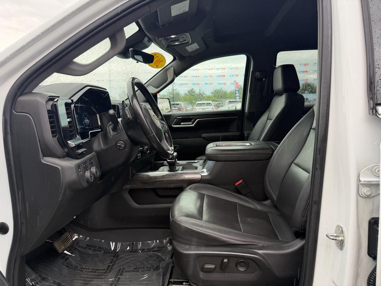 Chevrolet Silverado 1500 4WD Crew Cab 147" LTZ 2022