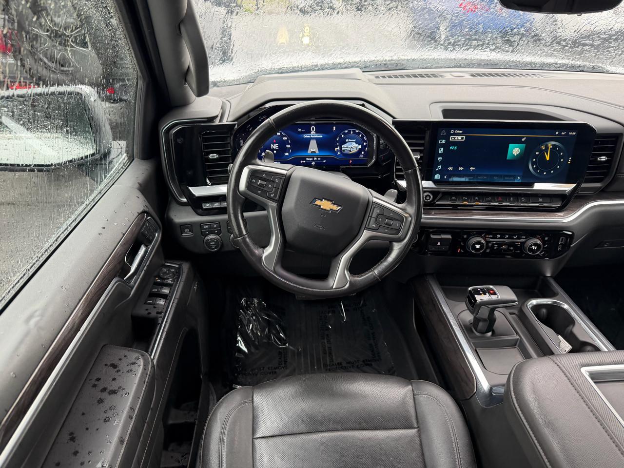 Chevrolet Silverado 1500 4WD Crew Cab 147" LTZ 2022