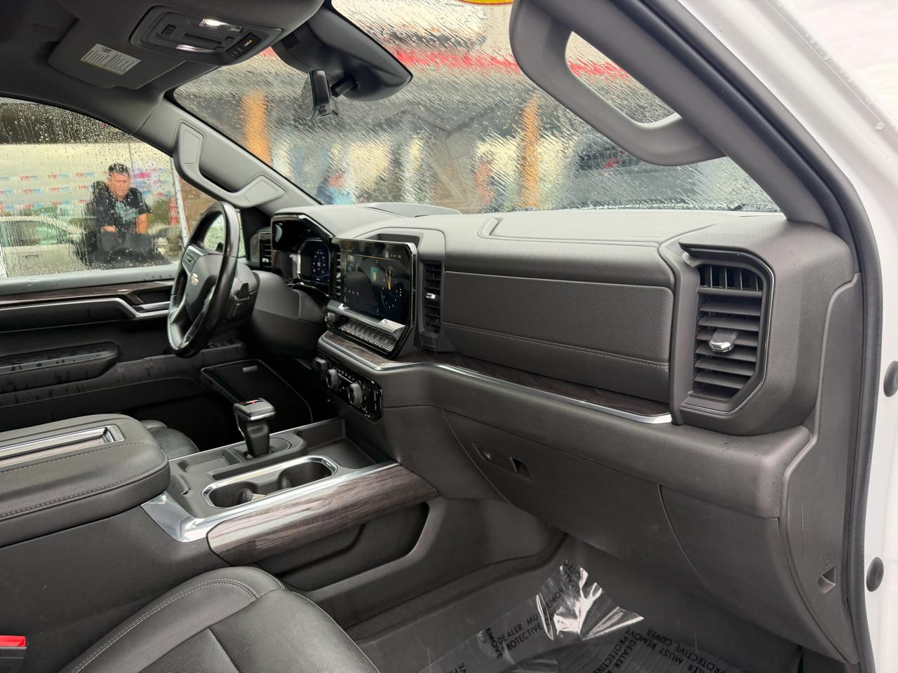 Chevrolet Silverado 1500 4WD Crew Cab 147" LTZ 2022