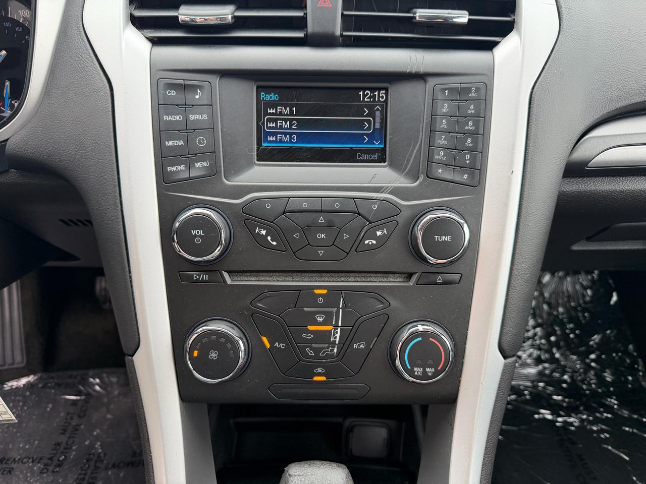 Ford Fusion 4dr Sdn SE FWD 2016