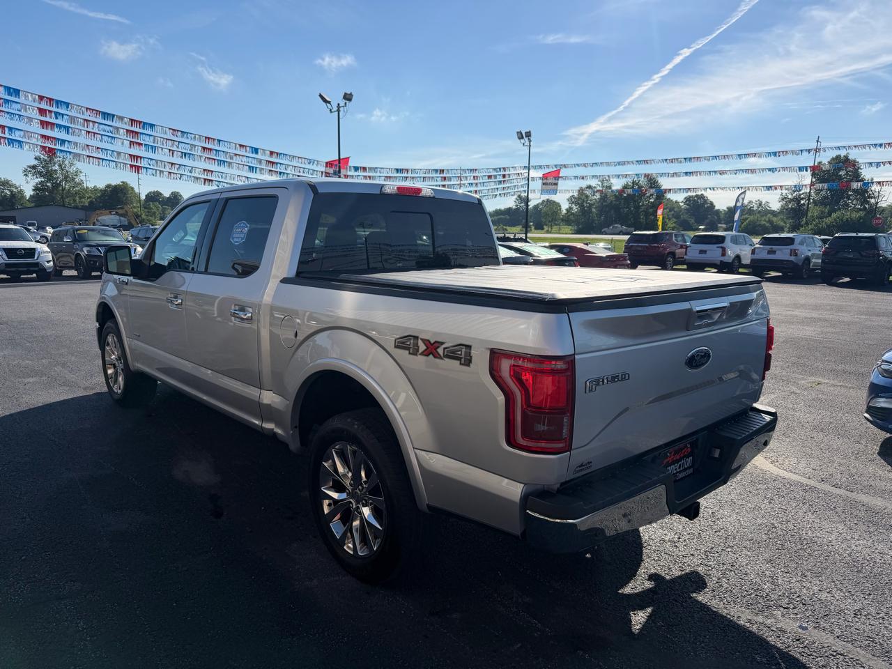 Ford F-150 4WD SuperCrew 145" Lariat 2016