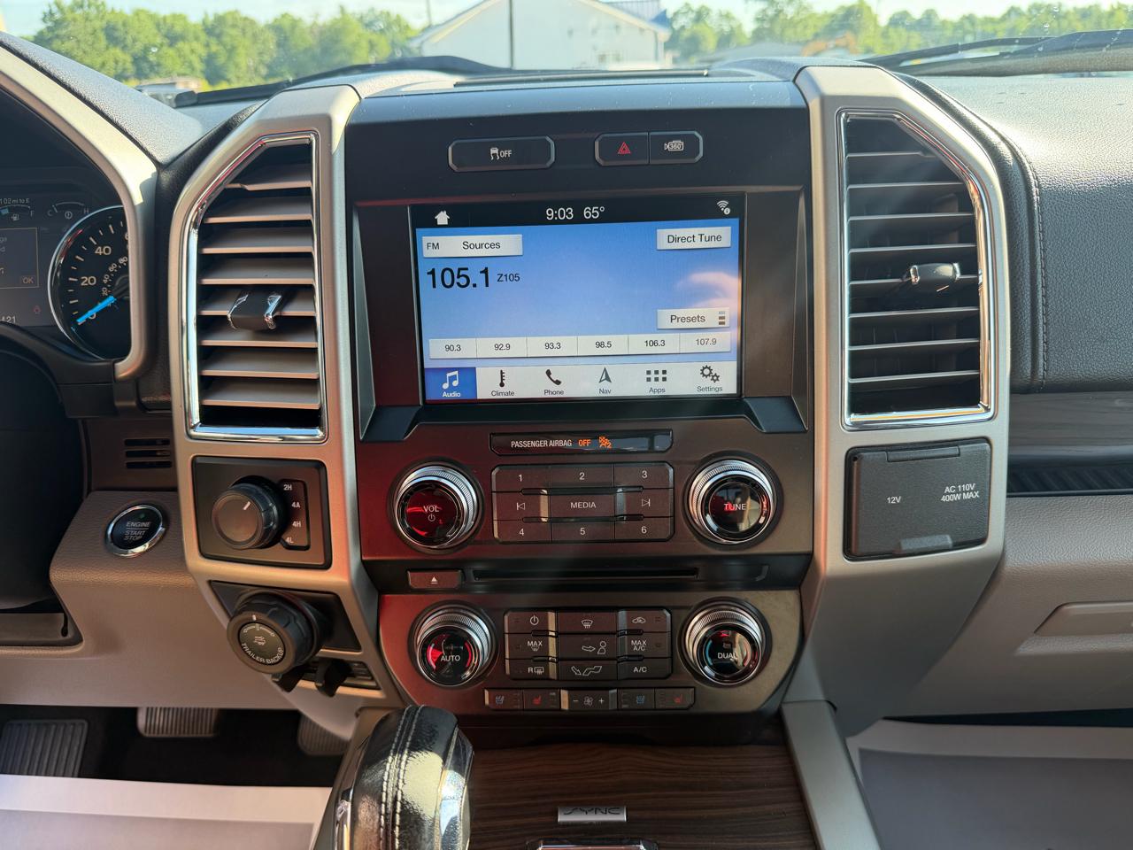 Ford F-150 4WD SuperCrew 145" Lariat 2016