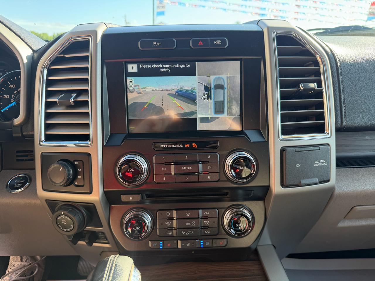 Ford F-150 4WD SuperCrew 145" Lariat 2016