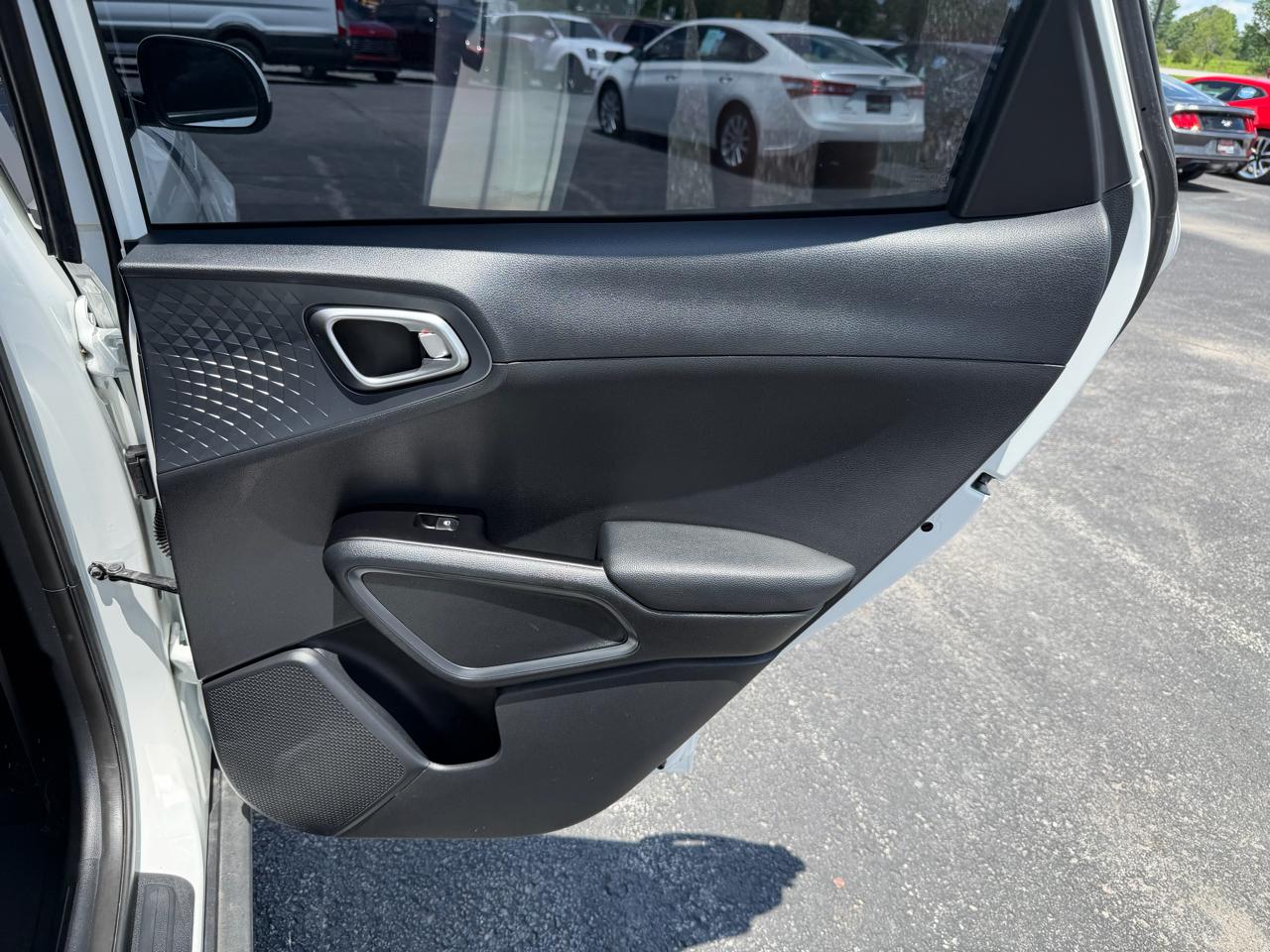 Kia Soul S IVT 2021
