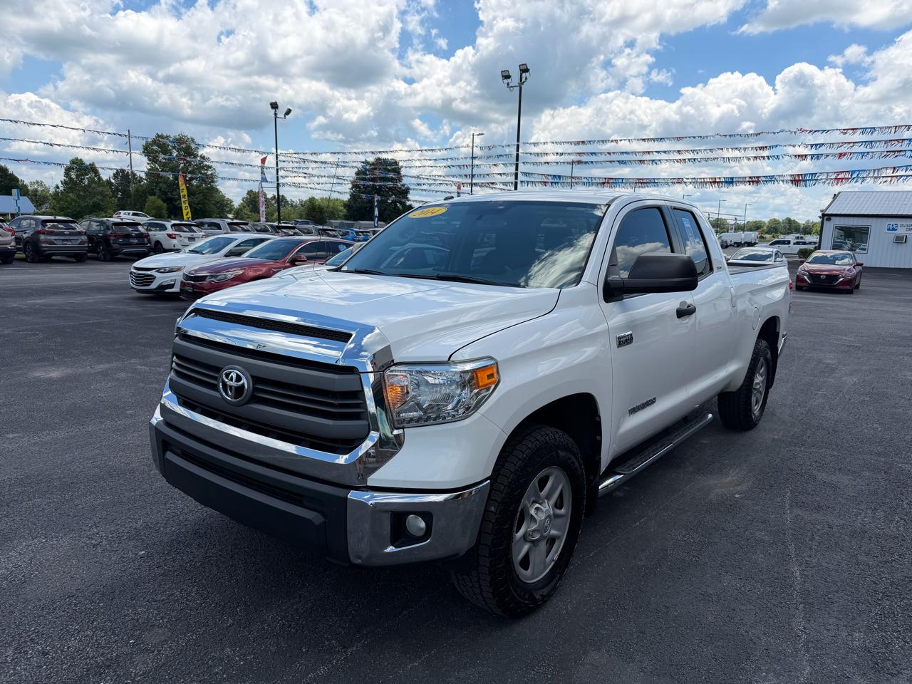 Toyota Tundra 4WD Truck Double Cab 5.7L FFV V8 6-Spd AT SR5 (Natl) 2014