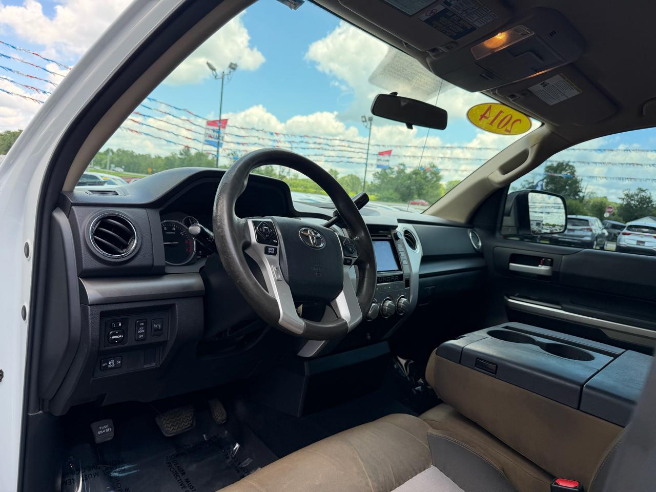 Toyota Tundra 4WD Truck Double Cab 5.7L FFV V8 6-Spd AT SR5 (Natl) 2014