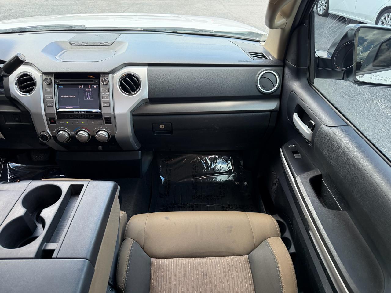 Toyota Tundra 4WD Truck Double Cab 5.7L FFV V8 6-Spd AT SR5 (Natl) 2014