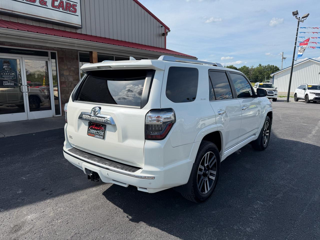 Toyota 4Runner TRD Off Road Premium 4WD (Natl) 2018