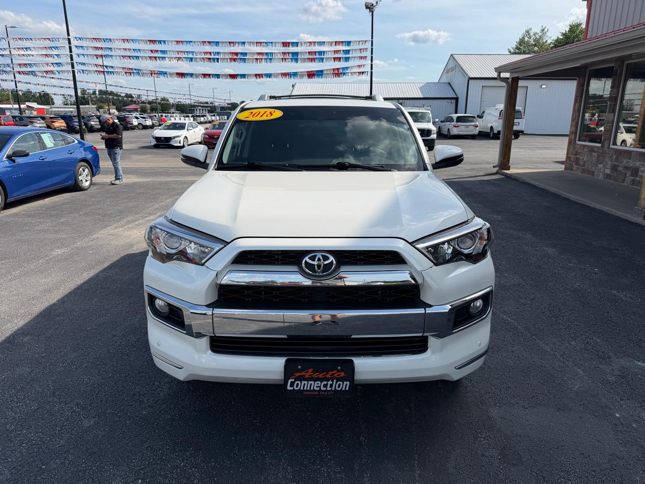 Toyota 4Runner TRD Off Road Premium 4WD (Natl) 2018