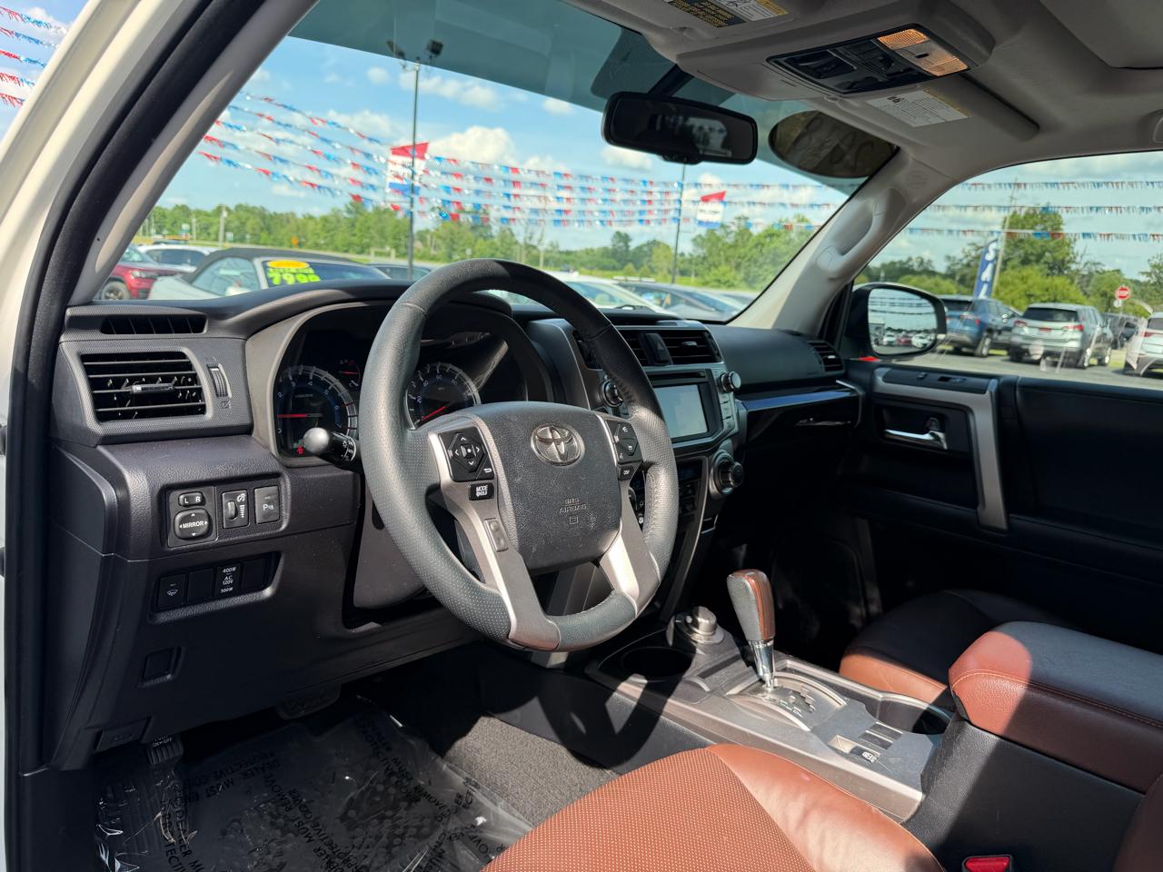 Toyota 4Runner TRD Off Road Premium 4WD (Natl) 2018