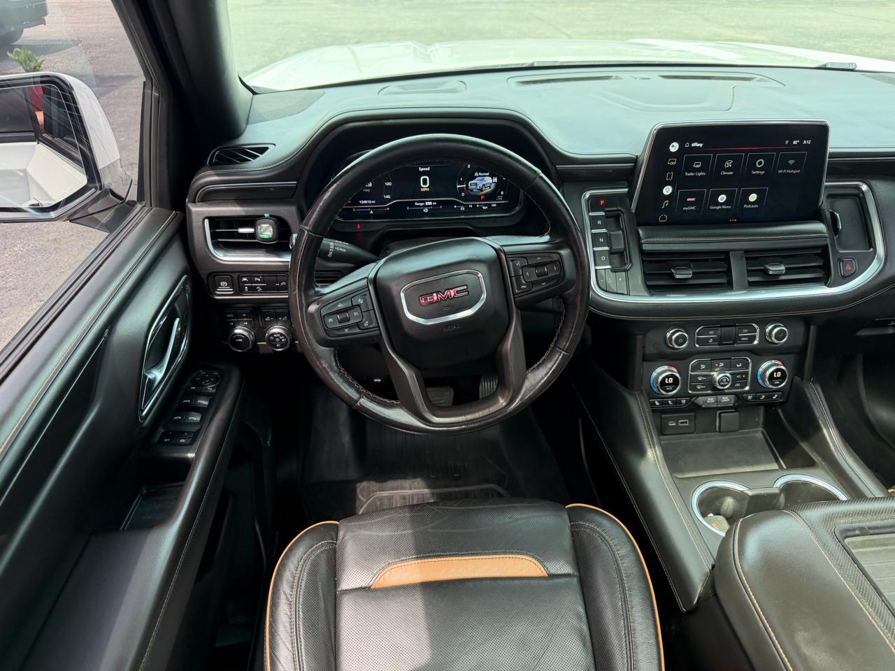 GMC Yukon XL 4WD 4dr AT4 2022