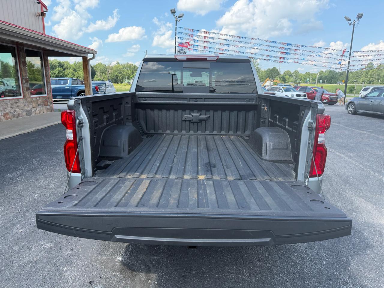 Chevrolet Silverado 1500 4WD Crew Cab 147" LTZ 2025