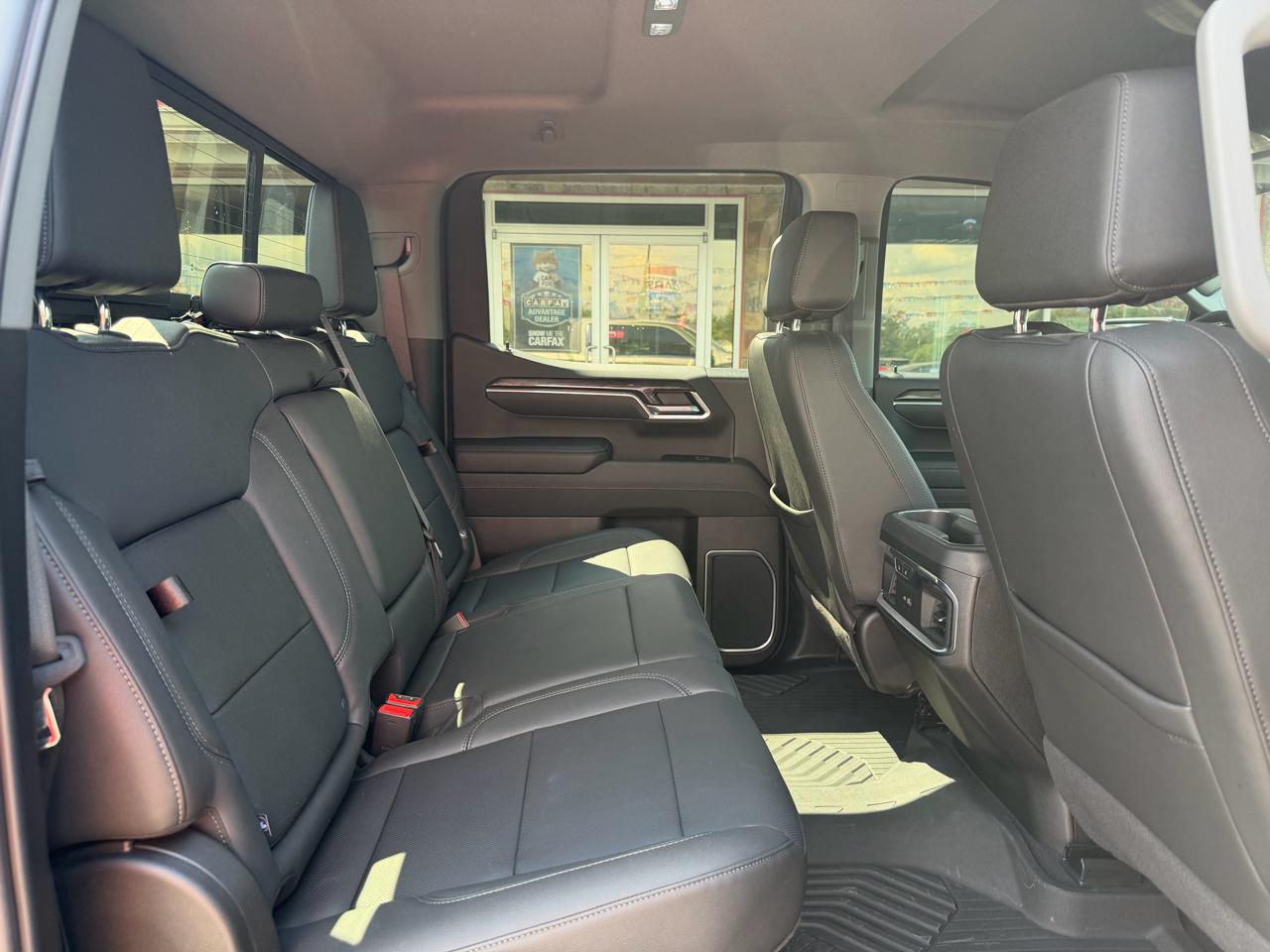 Chevrolet Silverado 1500 4WD Crew Cab 147" LTZ 2025