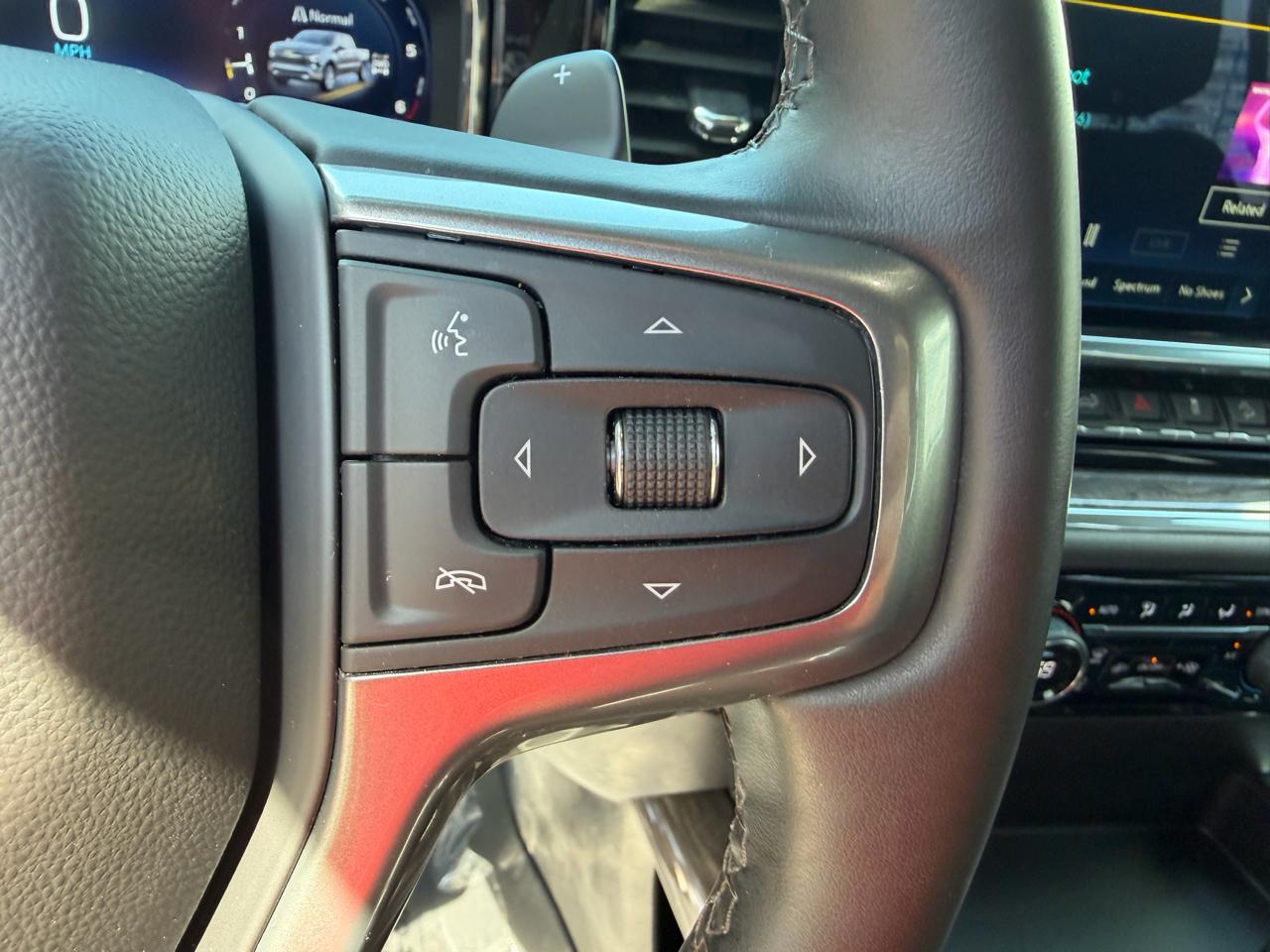 Chevrolet Silverado 1500 4WD Crew Cab 147" LTZ 2025