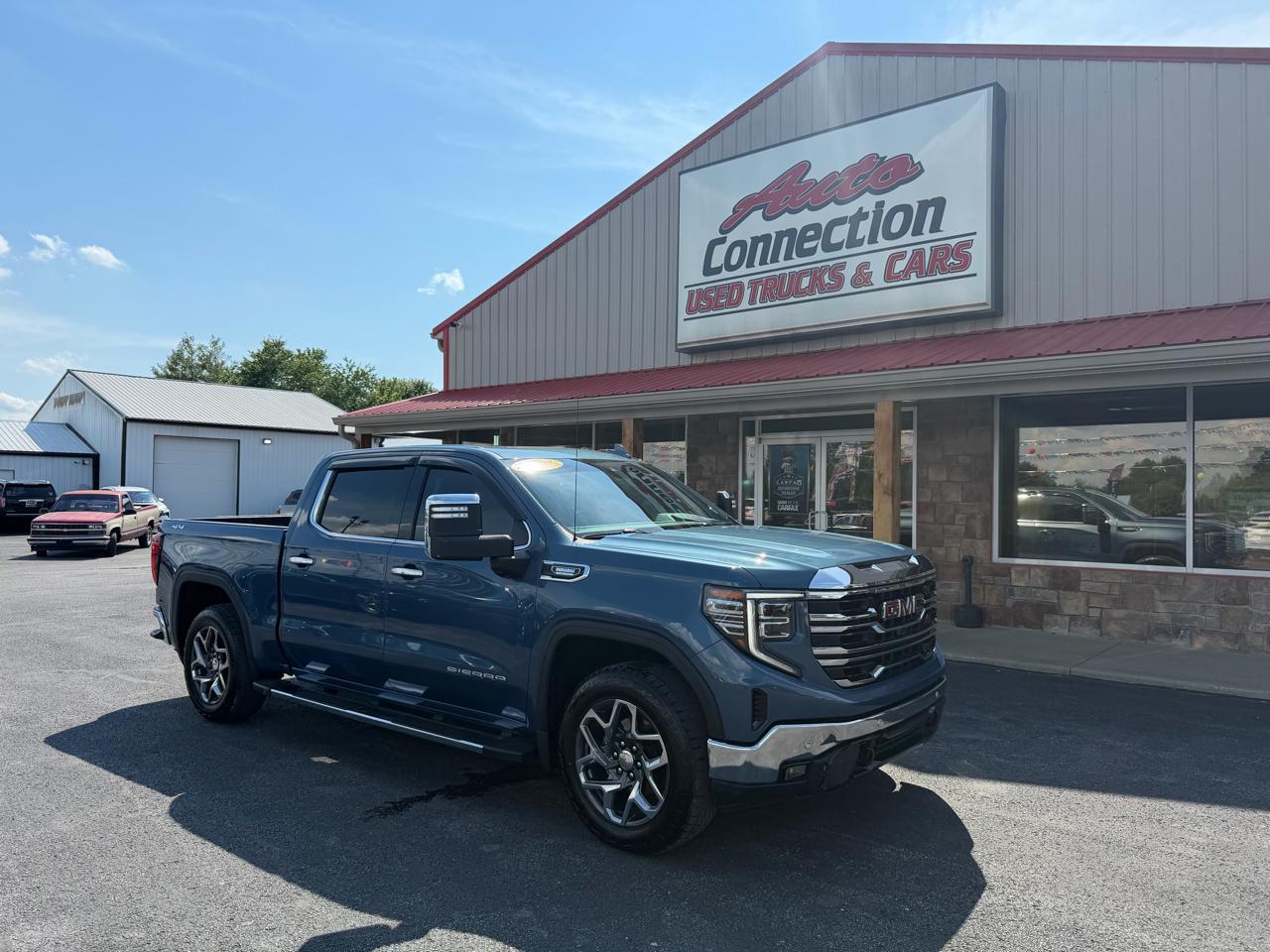 2024 GMC Sierra 1500 4WD Crew Cab 147" SLT