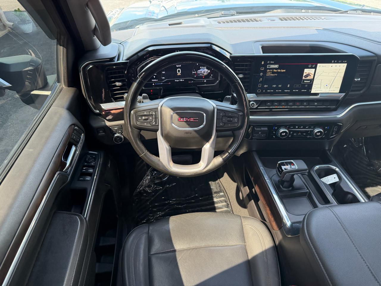 GMC Sierra 1500 4WD Crew Cab 147" SLT 2024