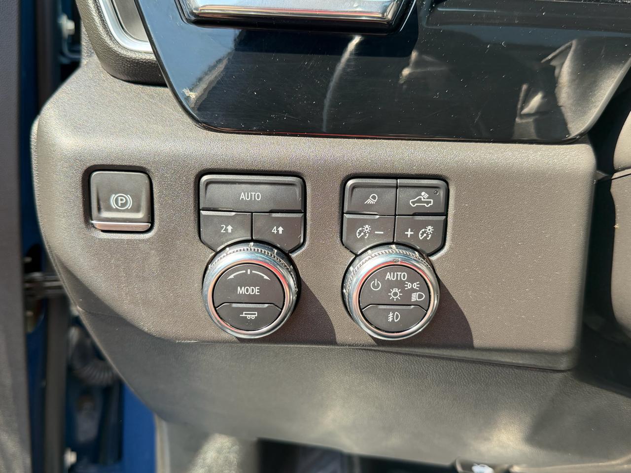 GMC Sierra 1500 4WD Crew Cab 147" SLT 2024