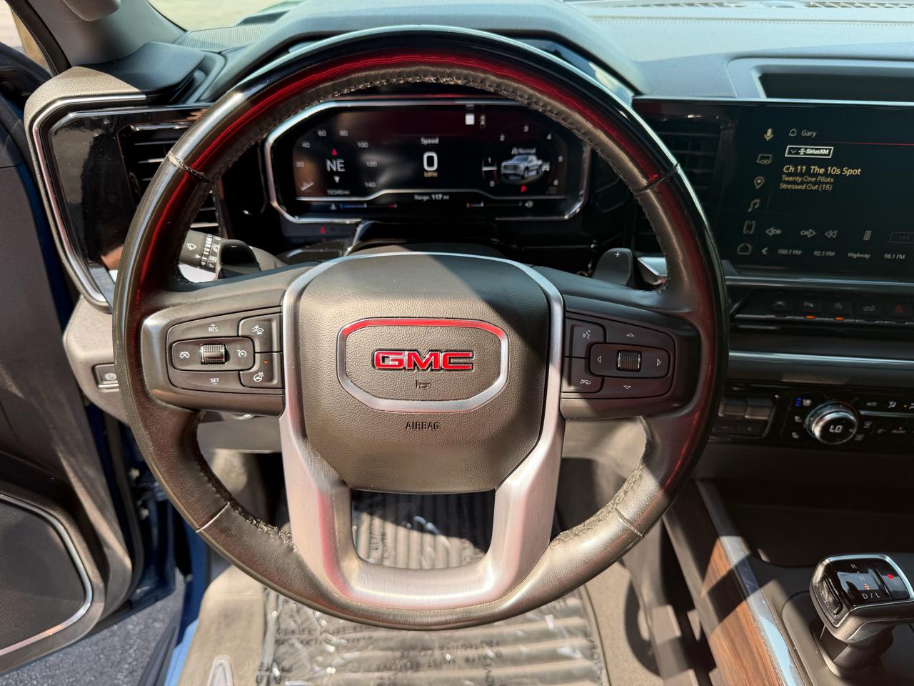 GMC Sierra 1500 4WD Crew Cab 147" SLT 2024